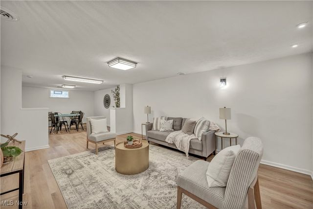 2063 Columbia Road, Westlake, OH 44145