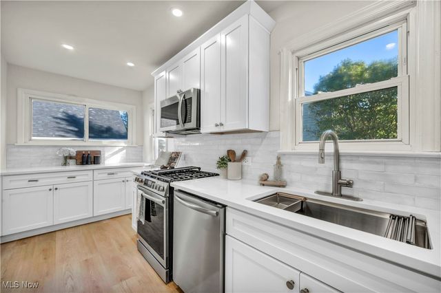 2063 Columbia Road, Westlake, OH 44145