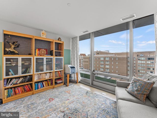 1111 24th St NW Unit 86, Washington, DC 20037