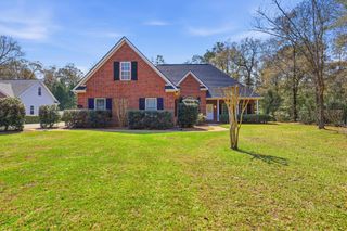 373 Otter Run Rd., Pawleys Island, SC 29585