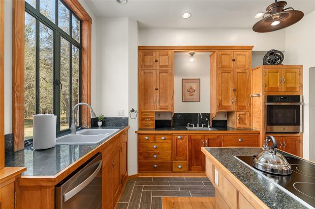 21736 NW 75TH AVENUE ROAD, Micanopy, FL 32667