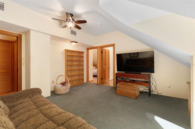 21736 NW 75TH AVENUE ROAD, Micanopy, FL 32667