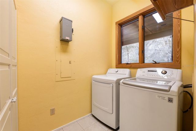 21736 NW 75TH AVENUE ROAD, Micanopy, FL 32667