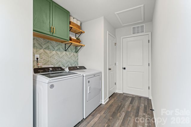 180 Charleston Meadow Loop, Mocksville, NC 27028