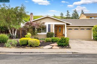 2095 Robb Rd, Walnut Creek, CA 94596