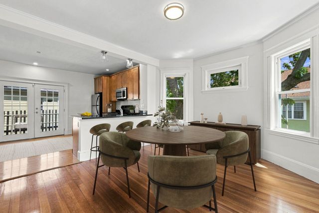 80 Harbor View St 2, Boston, MA 02125
