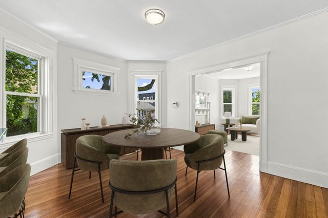 80 Harbor View St 2, Boston, MA 02125