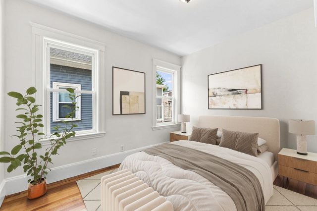 80 Harbor View St 2, Boston, MA 02125