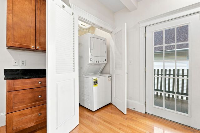 80 Harbor View St 2, Boston, MA 02125