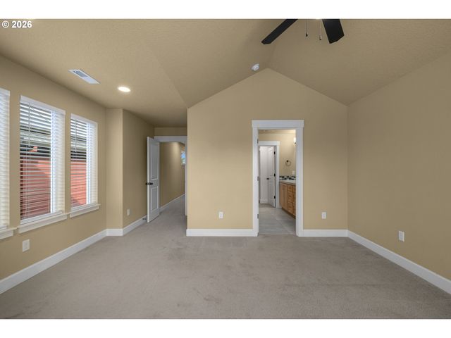 9126 N SEWARD Ave, Portland, OR 97217
