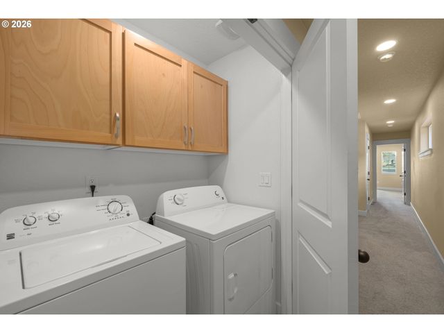 9126 N SEWARD Ave, Portland, OR 97217