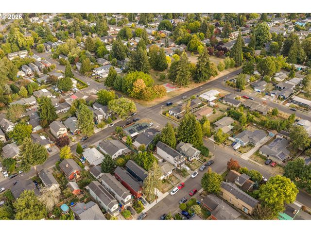 9126 N SEWARD Ave, Portland, OR 97217