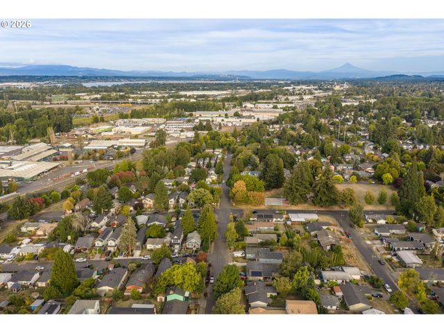 9126 N SEWARD Ave, Portland, OR 97217