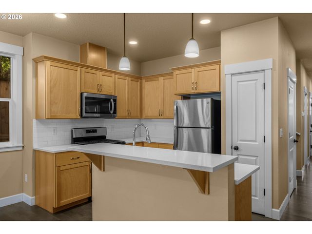 9126 N SEWARD Ave, Portland, OR 97217