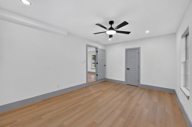 1721 IDA Street, Arlington, TX 76010