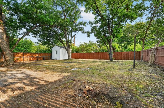 1721 IDA Street, Arlington, TX 76010