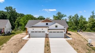 146 Ashley Court, Brooklyn Vlg, MI 49230