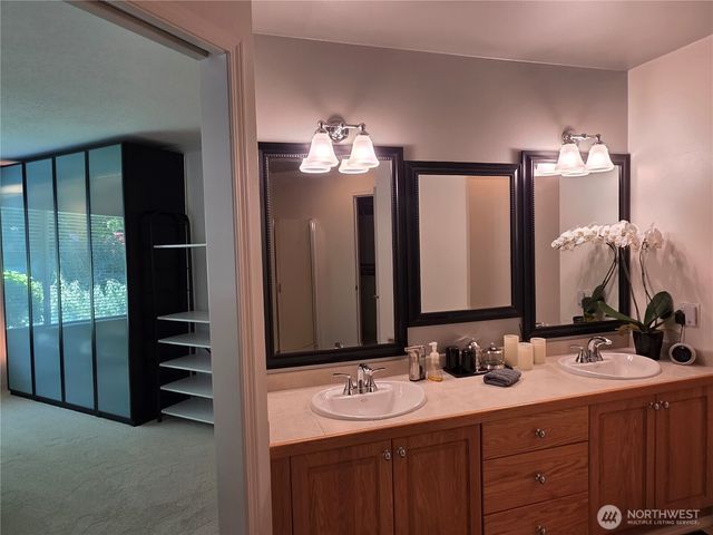 9221 181st Avenue E, Bonney Lake, WA 98391