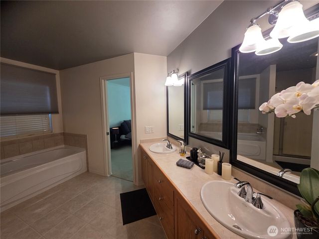 9221 181st Avenue E, Bonney Lake, WA 98391