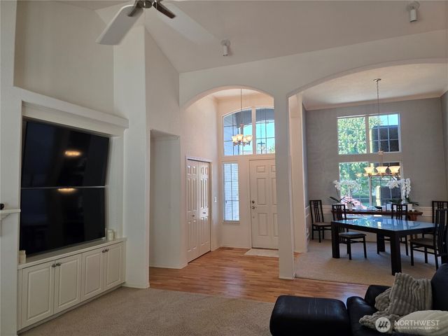 9221 181st Avenue E, Bonney Lake, WA 98391
