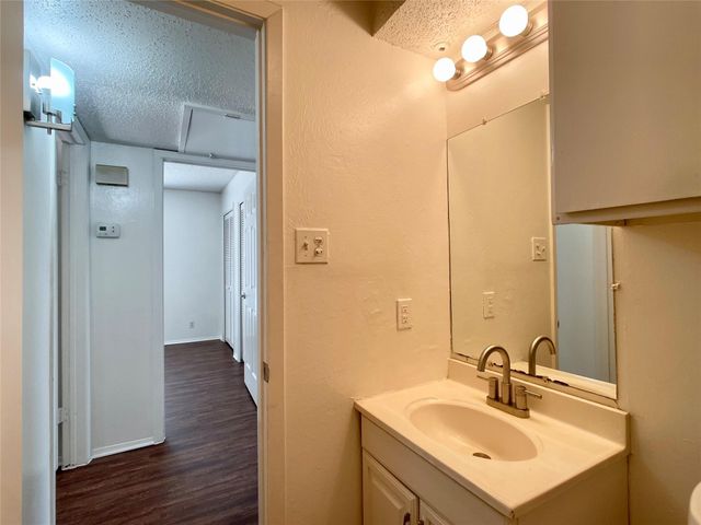 2603 Brickford CV A, Austin, TX 78745
