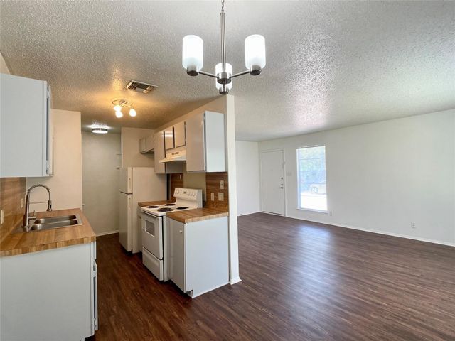 2603 Brickford CV A, Austin, TX 78745