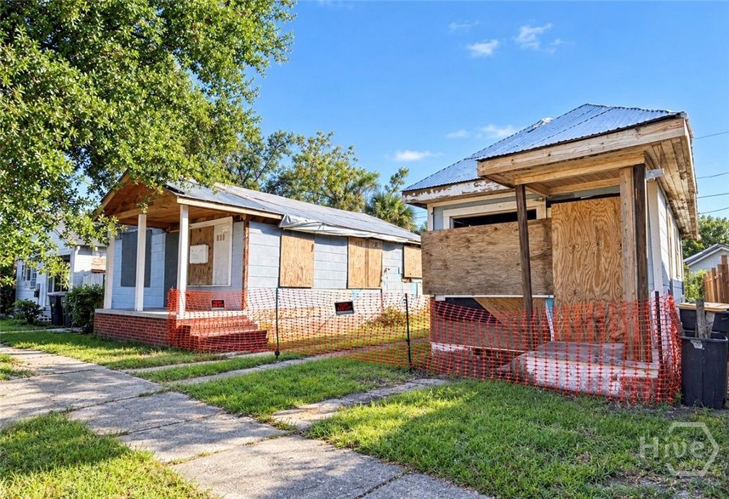 Image 1 of property listing at 613 W 41st Street, Savannah, GA 31415