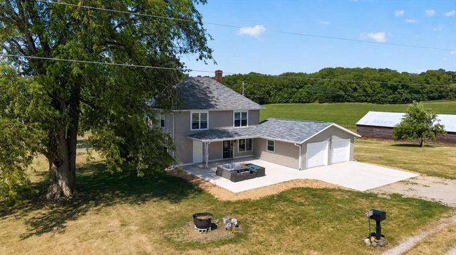 W1012 Spring Creek Road, Brodhead, WI 53520