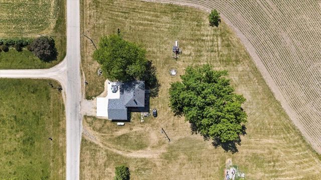 W1012 Spring Creek Road, Brodhead, WI 53520