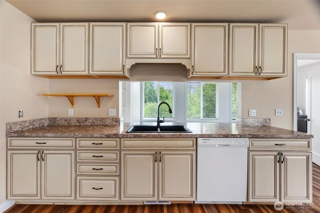212 Euclid Avenue, Shelton, WA 98584
