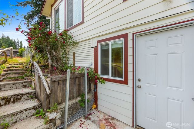 212 Euclid Avenue, Shelton, WA 98584
