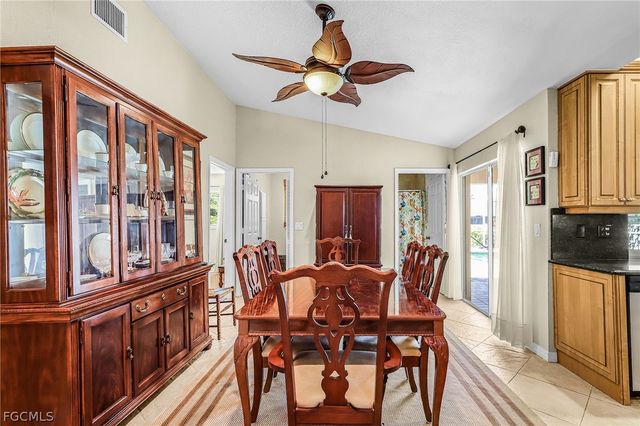 1932 SE 8th AVE, Cape Coral, FL 33990