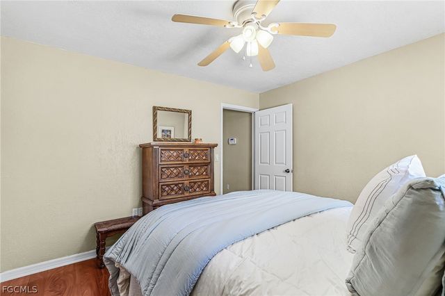 1932 SE 8th AVE, Cape Coral, FL 33990