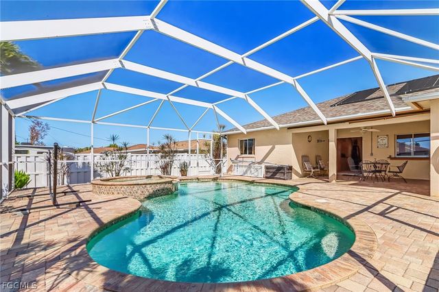 1932 SE 8th AVE, Cape Coral, FL 33990