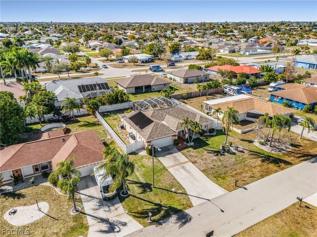 1932 SE 8th AVE, Cape Coral, FL 33990