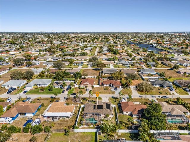 1932 SE 8th AVE, Cape Coral, FL 33990