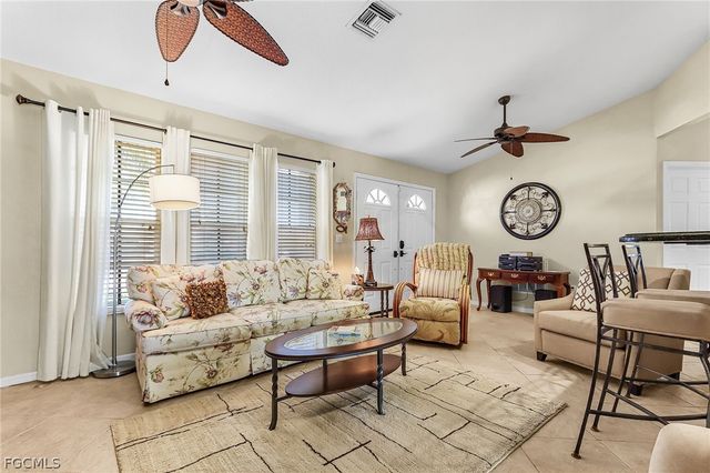 1932 SE 8th AVE, Cape Coral, FL 33990