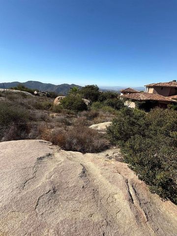 Little Canyon Lane, Escondido, CA 92026
