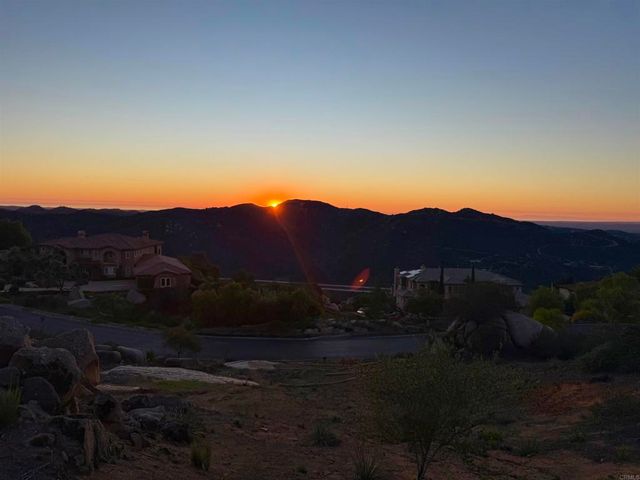 Little Canyon Lane, Escondido, CA 92026