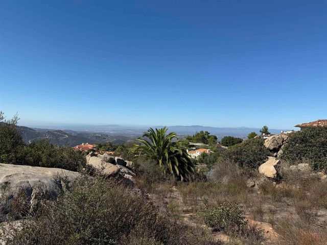 Little Canyon Lane, Escondido, CA 92026