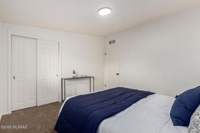 861 S Charles Avenue, Tucson, AZ 85711