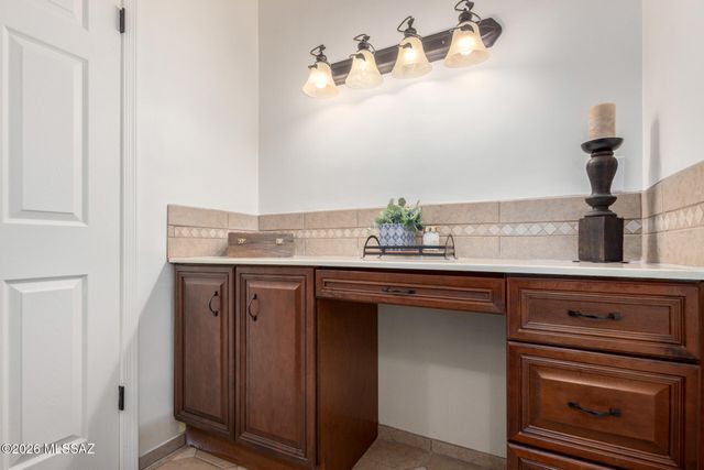 861 S Charles Avenue, Tucson, AZ 85711