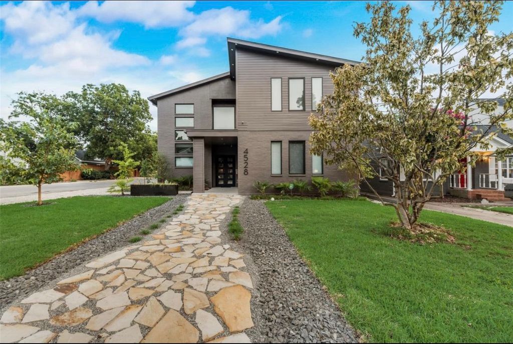 4528 West Amherst Avenue, Dallas, TX 75209