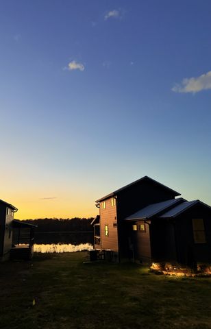 113 Shoreside Ct, Tracy City, TN 37387