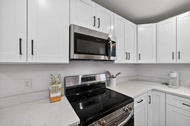 113 Shoreside Ct, Tracy City, TN 37387