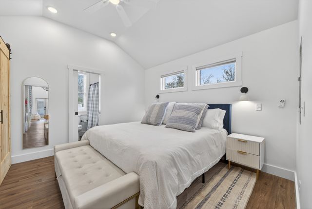 113 Shoreside Ct, Tracy City, TN 37387