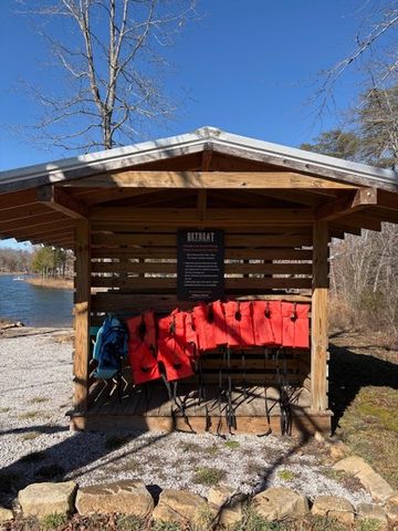 113 Shoreside Ct, Tracy City, TN 37387