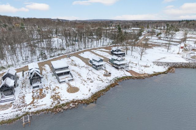 113 Shoreside Ct, Tracy City, TN 37387