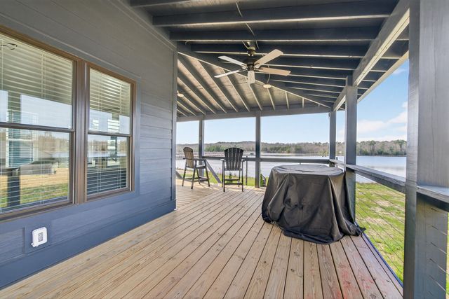 113 Shoreside Ct, Tracy City, TN 37387