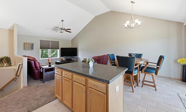 4910 CEDARBROOK Drive, Council Bluffs, IA 51503